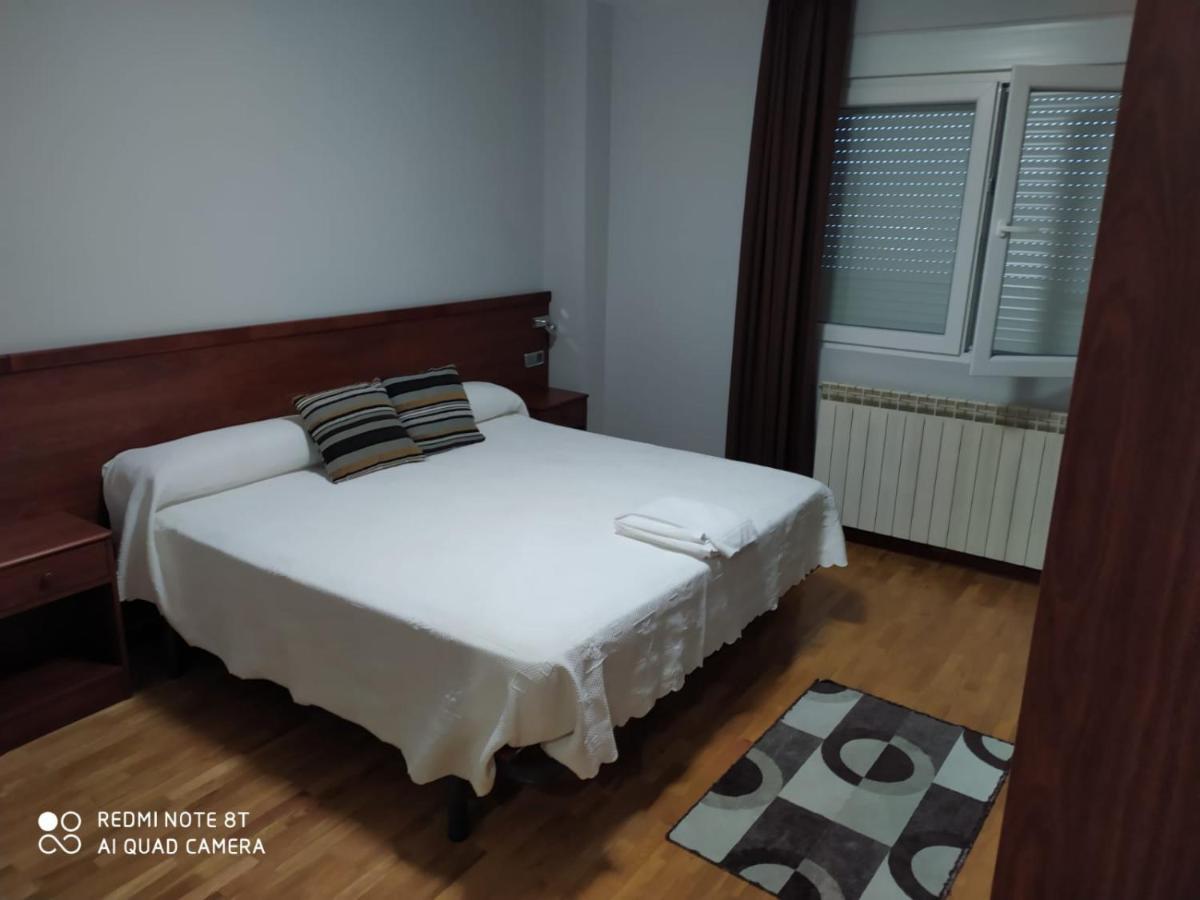 Hostal Cerecedo León Exteriér fotografie